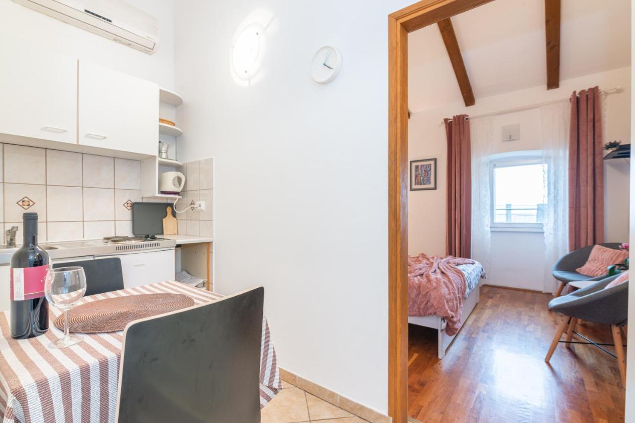 Apartment Gobac Ičići Esterno foto